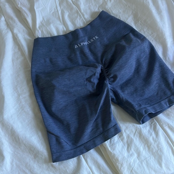 Alphalete Amplify Shorts - Picture 1 of 3